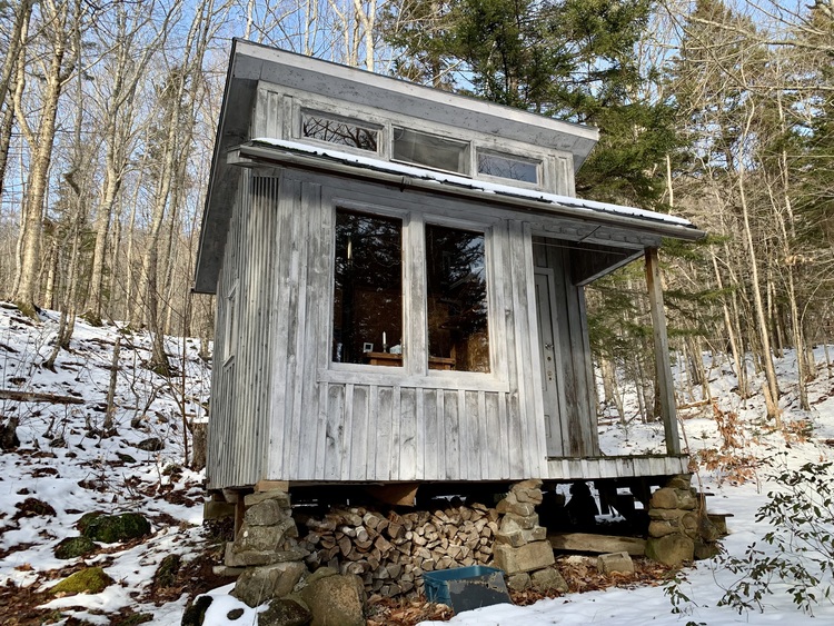 'cabinesraram', Dennis'seclusion