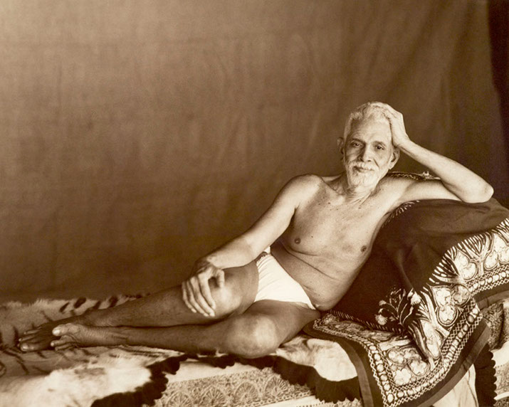 Couch Darshan
click to see a larger image Couch Darshan