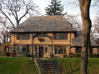 New York Ashrama outside view, click for an 800x600, 379KB view