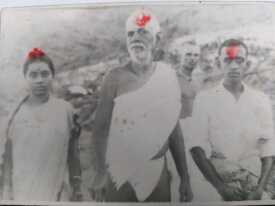 Sarada and Kameswaran with Bhagavan