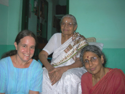 Kanakammal sitting, Marye front left, ...