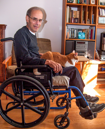 Siddha kitty enjoying a sit with Paul