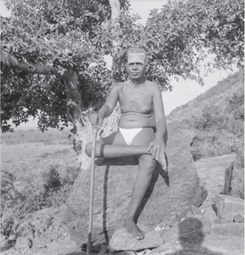 Dakshinamurti pose